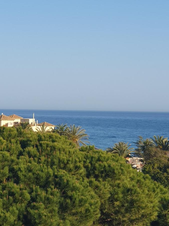 Jardines De Golondrinas Elviria By The Nikki