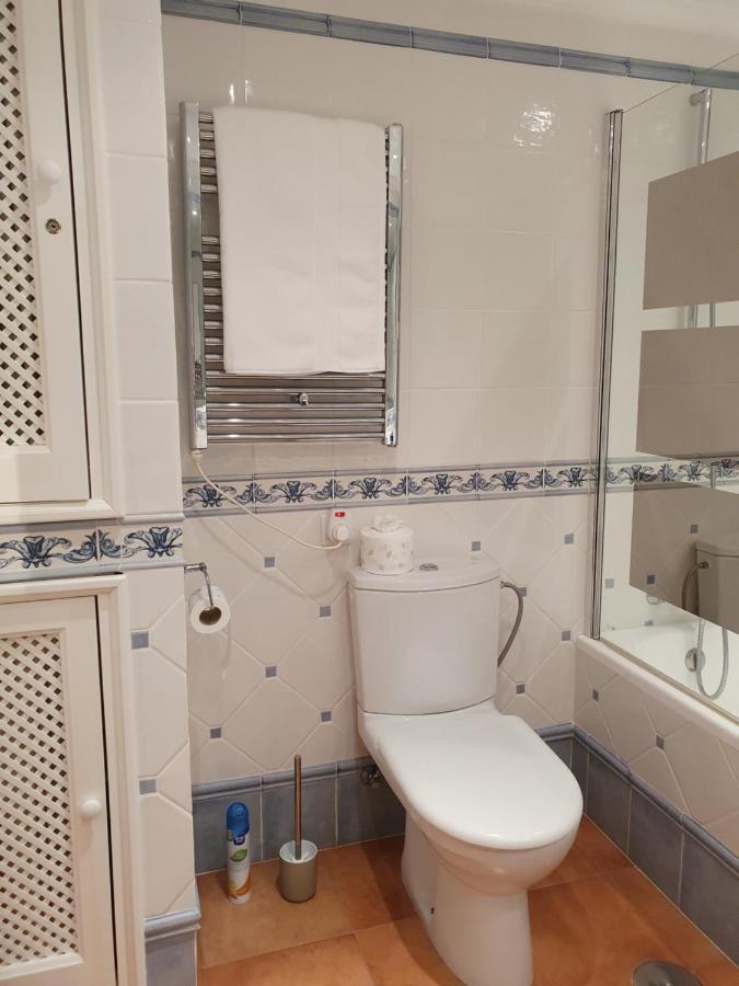 Apartment Jardines De Golondrinas Elviria By The Nikki
